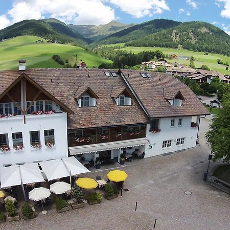 Hotel Zum Hasen Terento Exterior photo